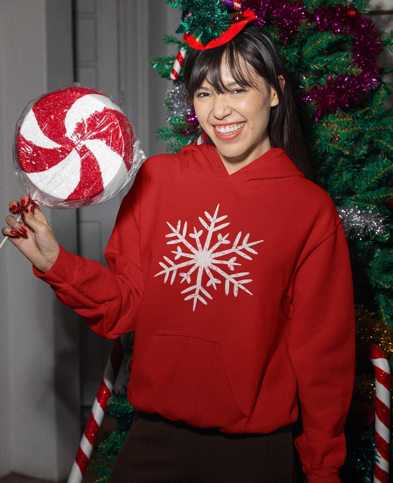 Tstars Holiday Snowflake Hoodie for Women - Festive Christmas Pullover Sweatshirt for Teen Girls & Winter Outfits